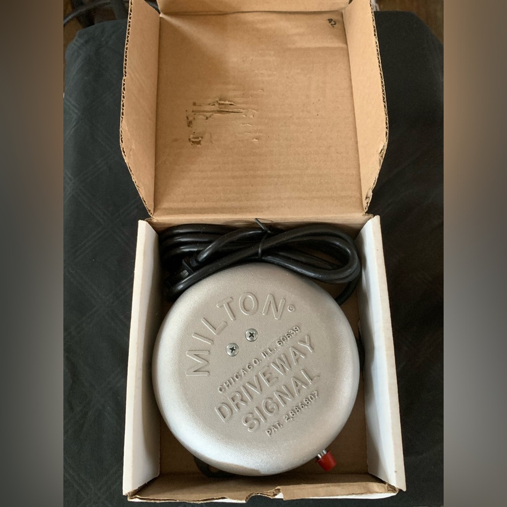 Milton Driveway Signal 110v Bell